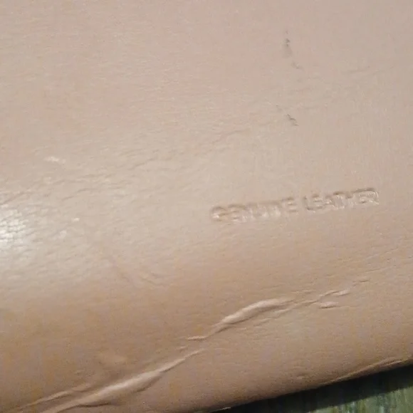 Leather wallet - Picture 3 of 10